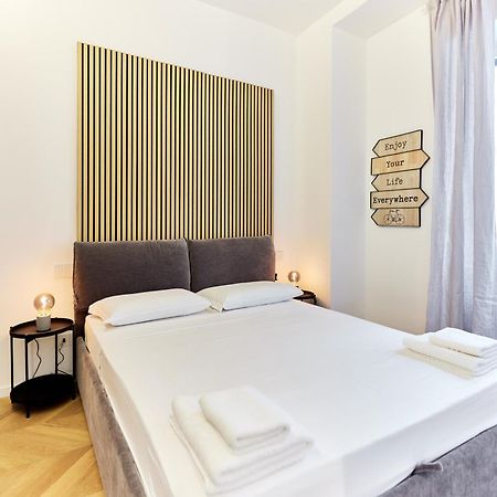 Duomo Imperial Suits - Modern And Comfortable Mailand Exterior foto